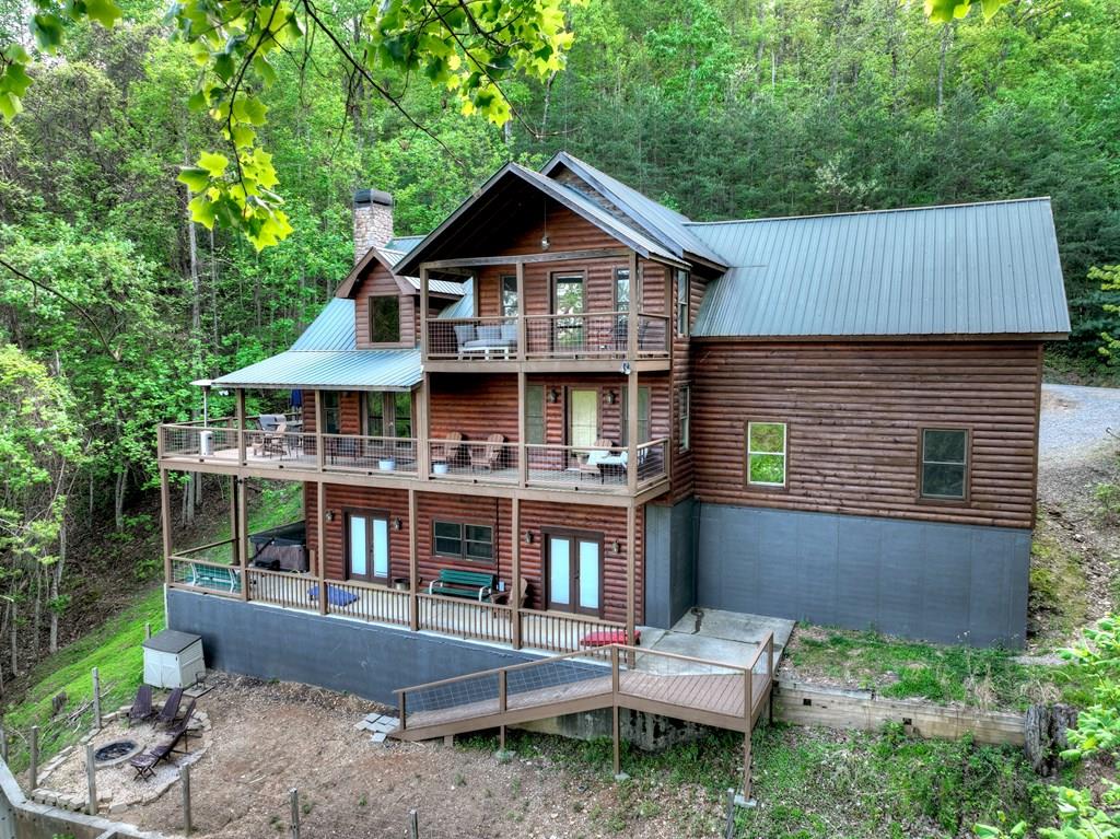 840 Deer Crest Road, Blue Ridge GA 30513