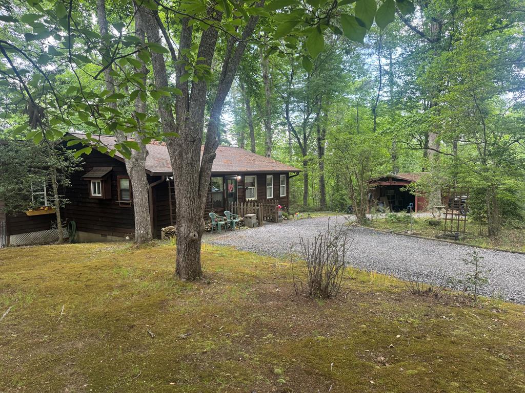 210 Holly Ridge Lane — photo