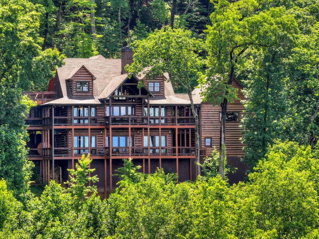 454 Genessee Path, Blue Ridge, GA 30513