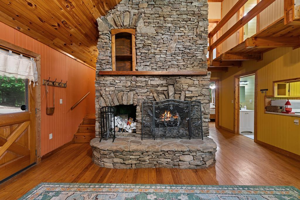 421 Twin Creeks — photo