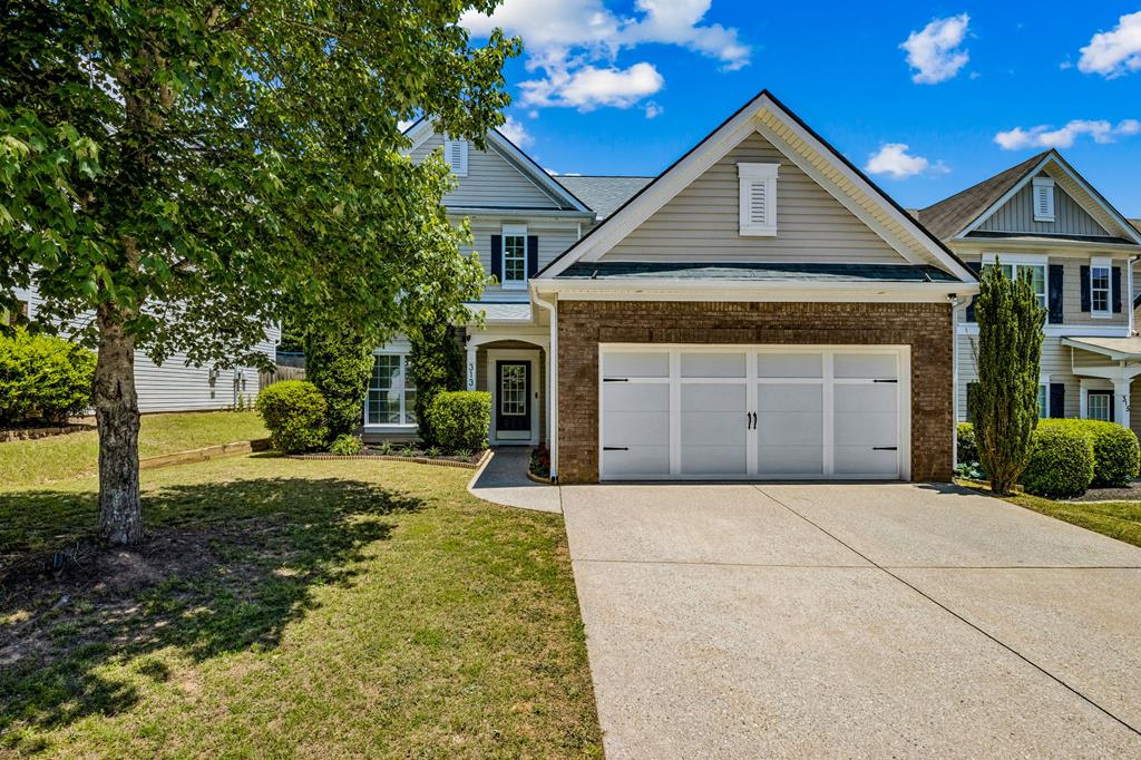 313 Woodland Pass — photo