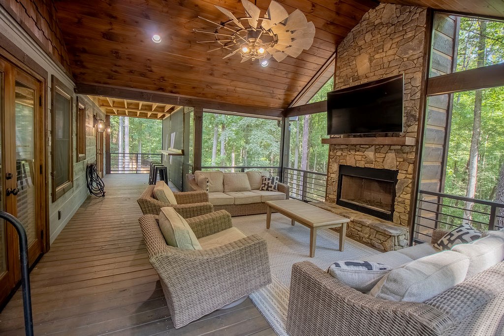 142 Timber Ridge Road, Blue Ridge, GA 30513 — photo 3