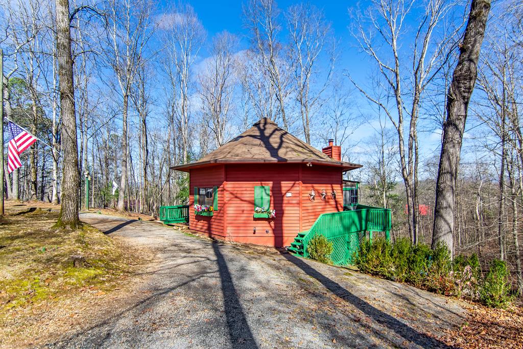 102 Mizzen Court — photo