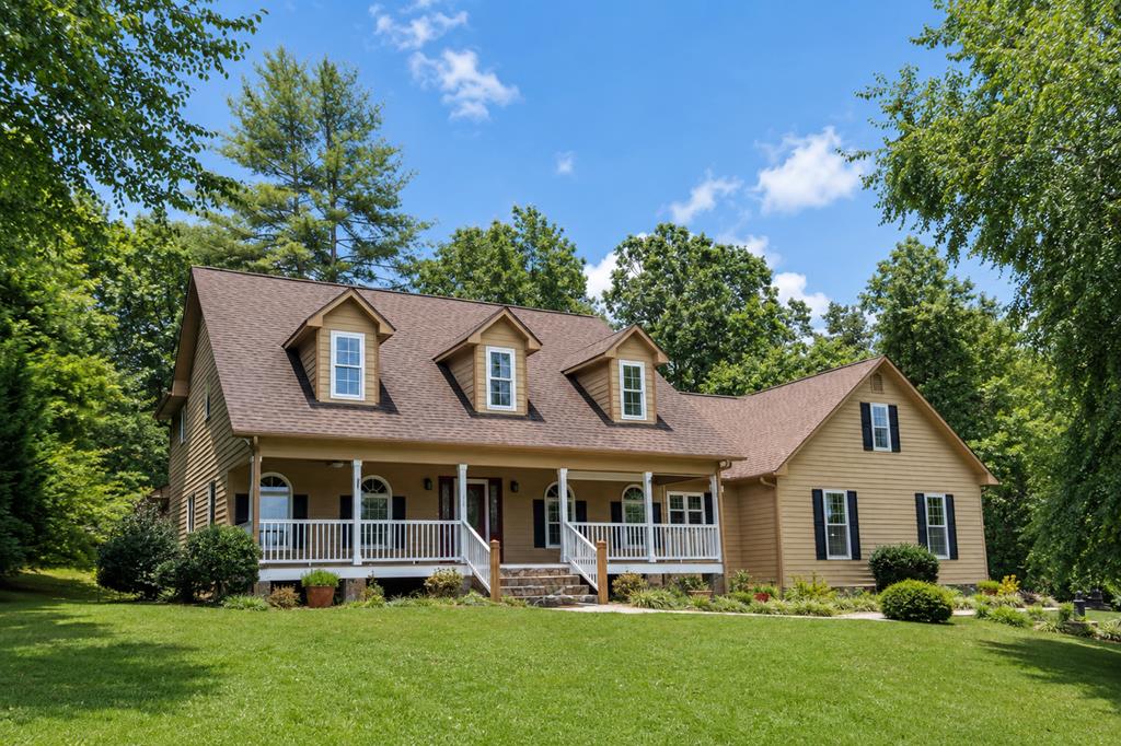 38 Oakwood Drive — photo