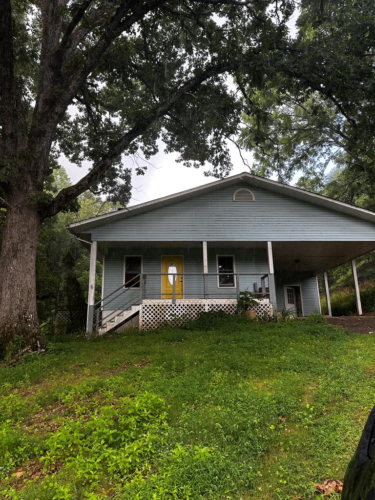 1634 Crisp Road — photo