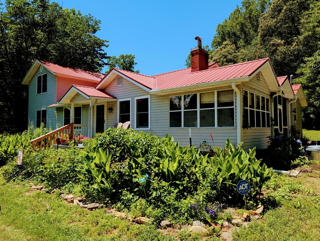 169 E Vineyard Road — photo