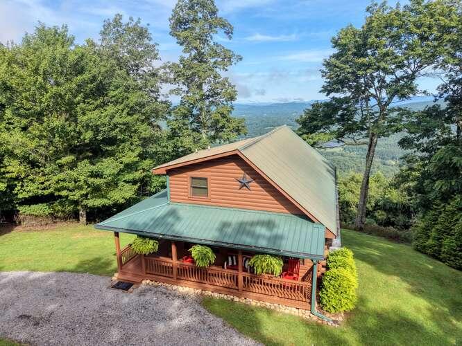 81 Grant Drive — photo