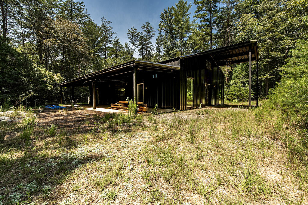 100 Ford Lane — photo