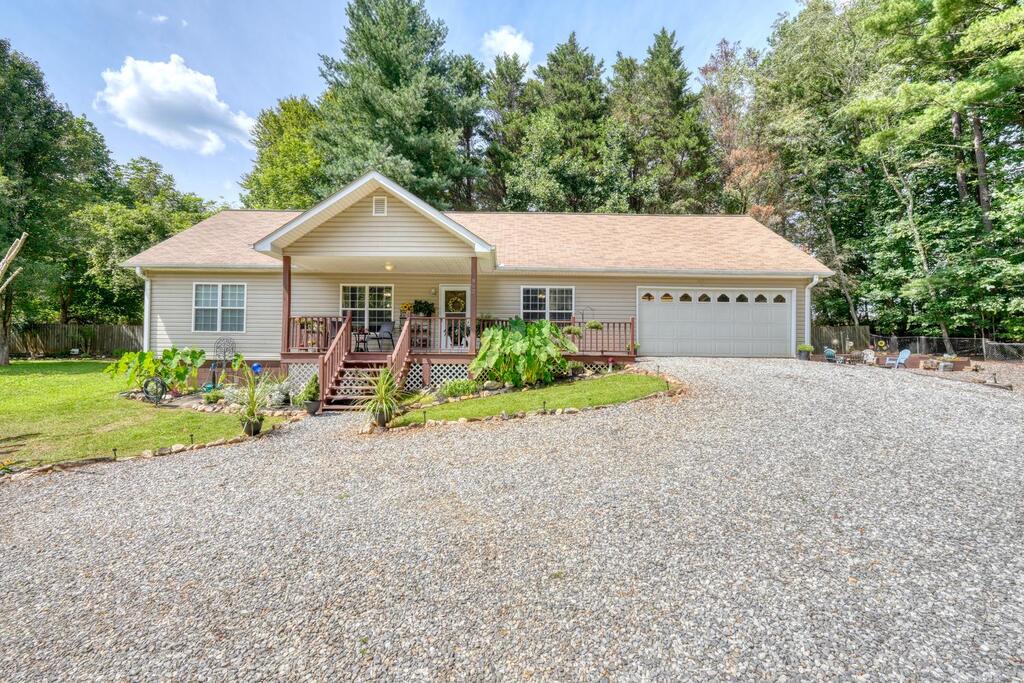 862 Fairview Church Road — photo