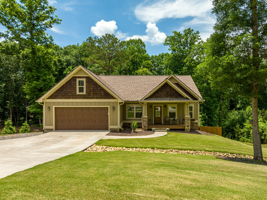 420 Meadow Circle — photo