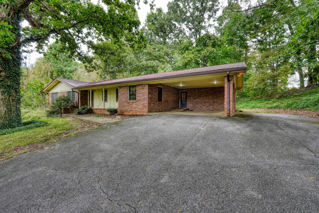 737 Bell Creek Road — photo