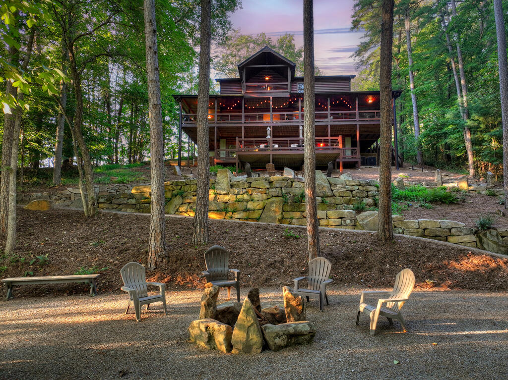 303 Major Ridge Road, Blue Ridge GA 30513 — photo 2