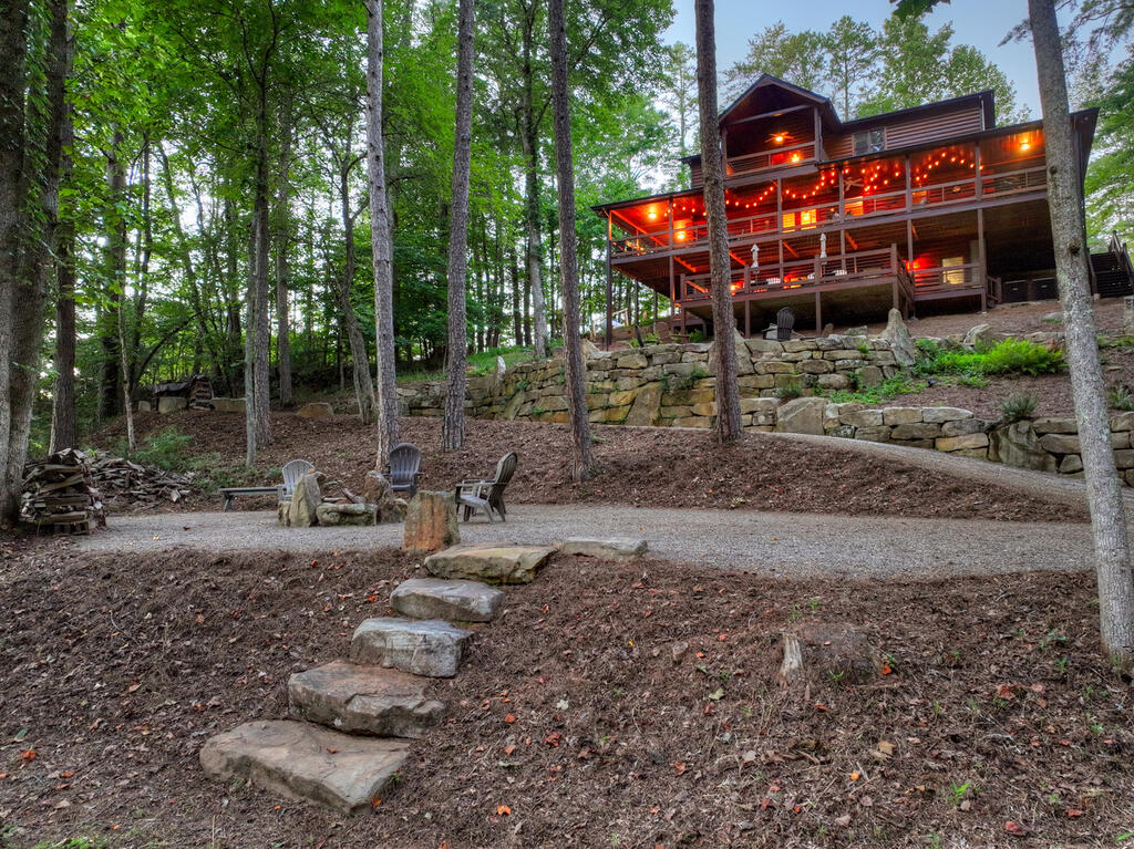 303 Major Ridge Road, Blue Ridge GA 30513 — photo 3