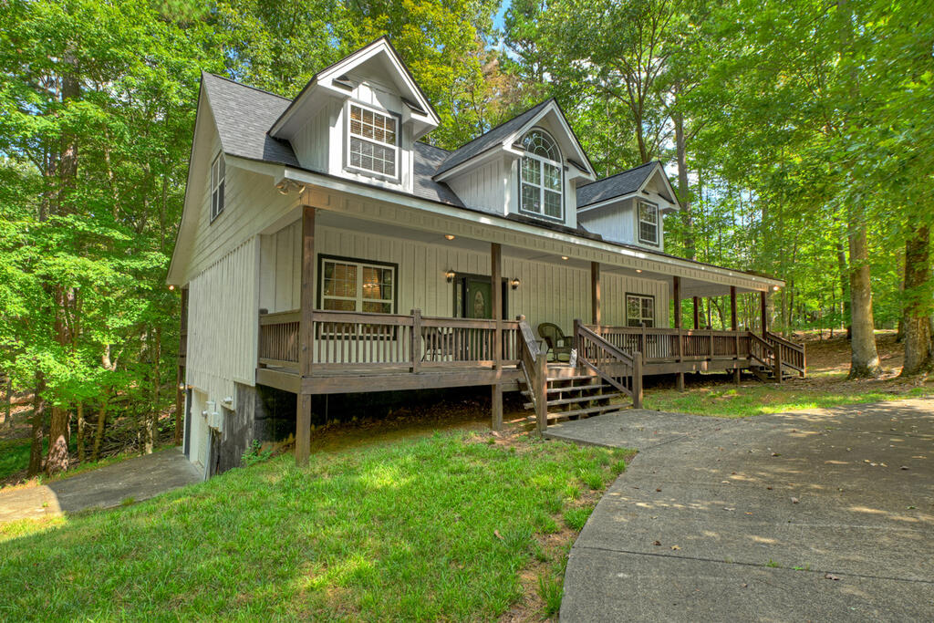 14 Orlon Drive — photo