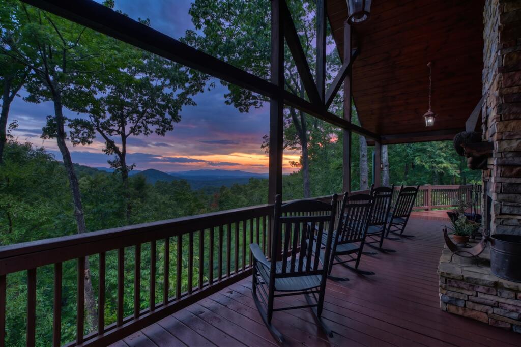 1579 Mangums Trail, Blue Ridge, GA 30513 — photo 2
