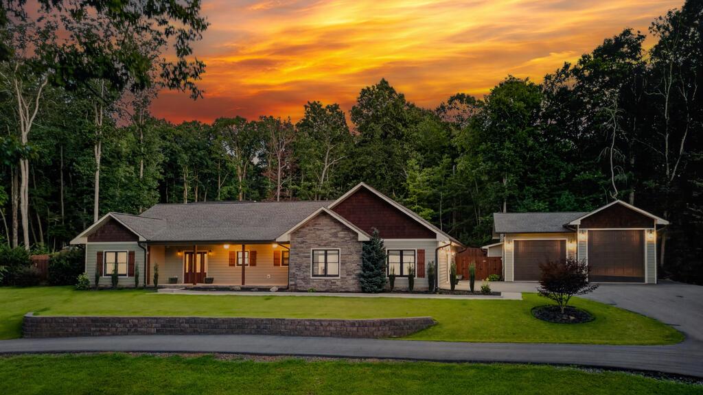 52 Ivy Ridge Court — photo