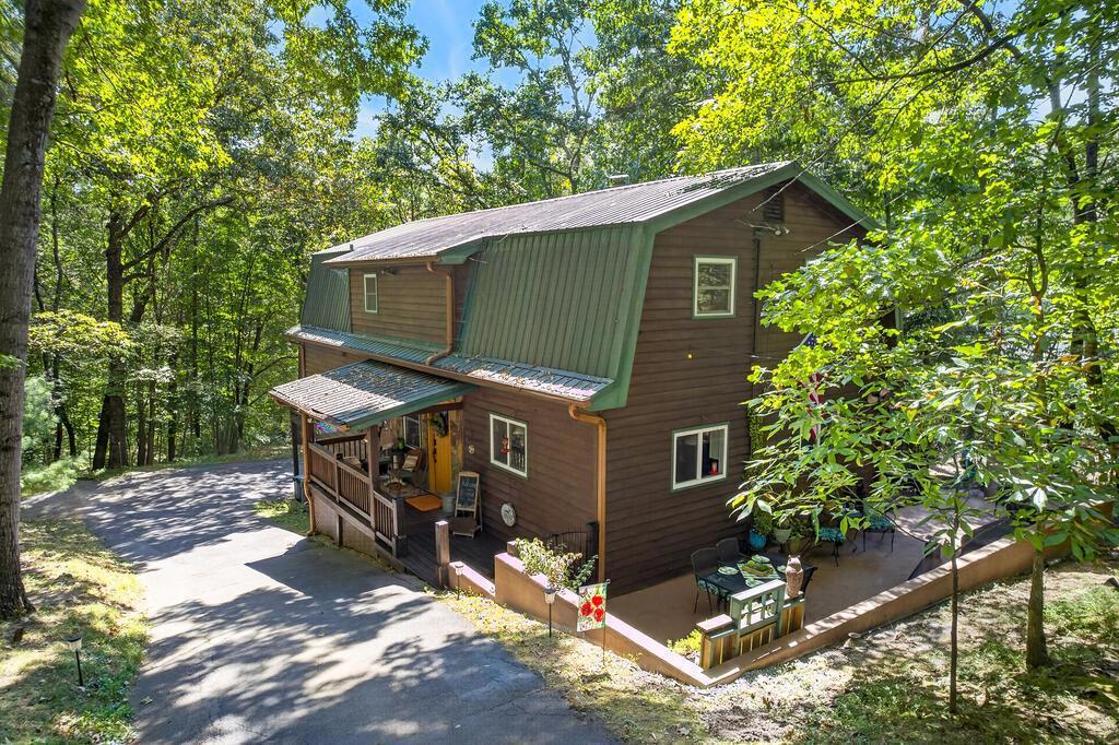 158 Beaver Lake Drive — photo
