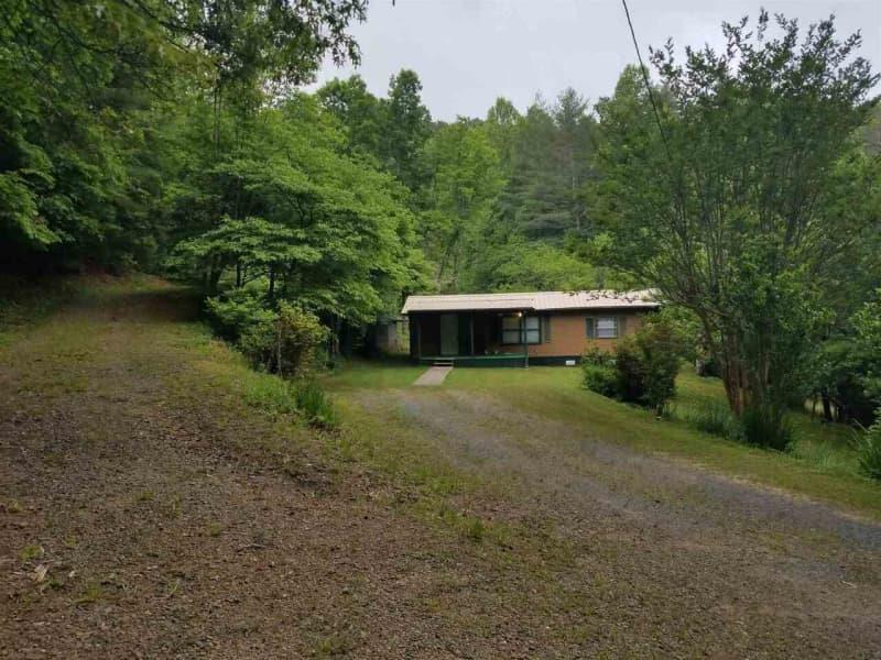 98 Ridgeview Road — photo