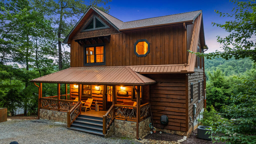 98 Shalom Lane, Blue Ridge, GA 30513 — photo 2