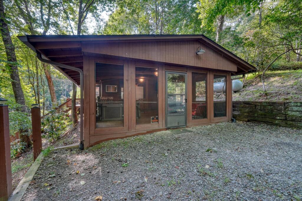 4354 Wildcat Lane — photo
