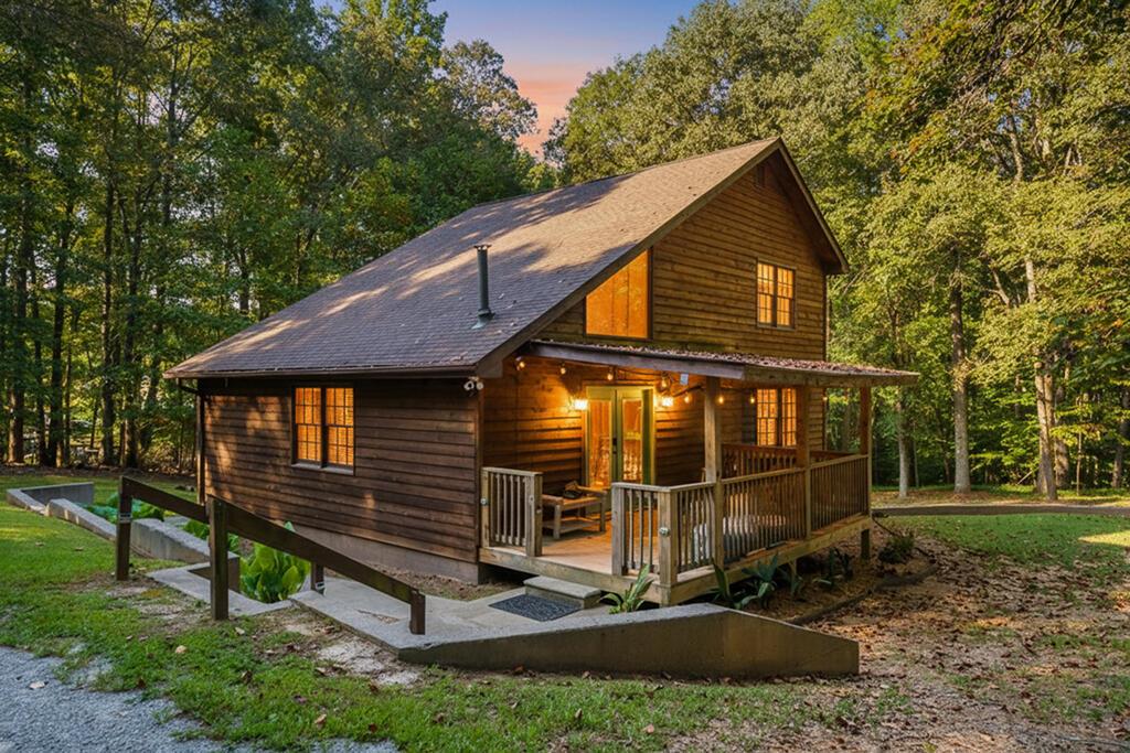137 Ridgecrest Court, Ellijay, GA 30540 — photo 2