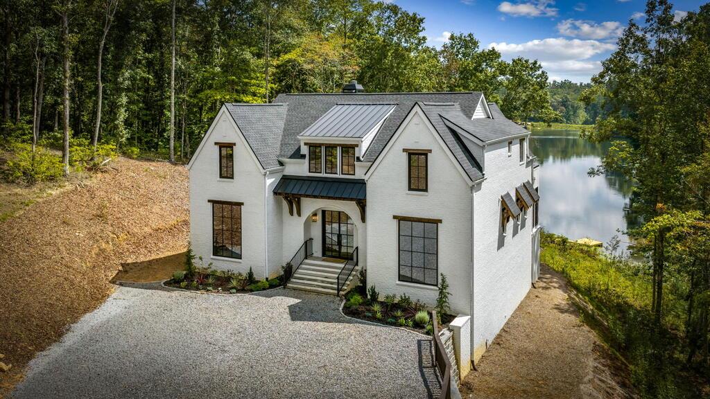 363 Pinnacle Drive — photo