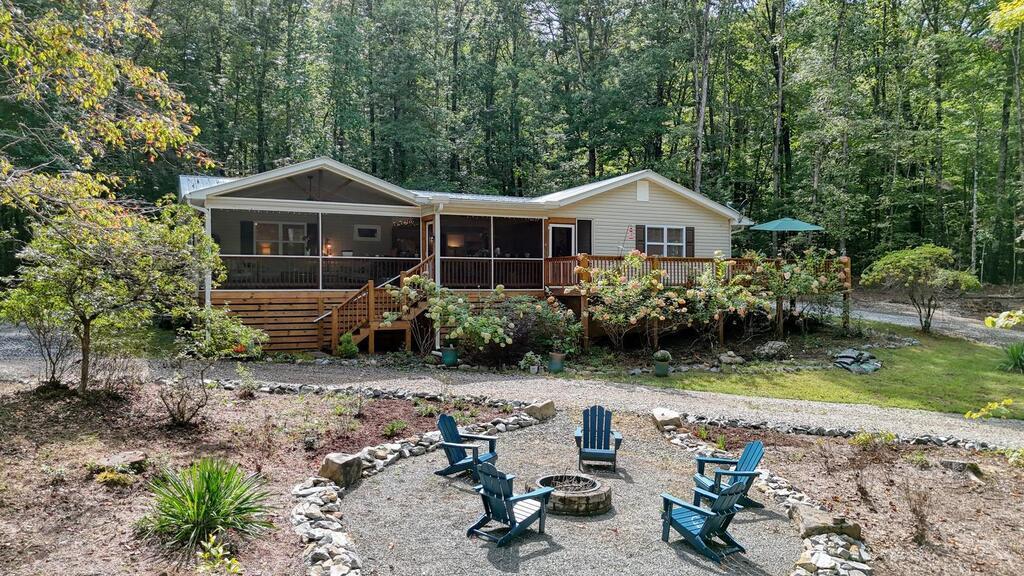 286 Walnut Lane, Blue Ridge, GA 30513 — photo 2