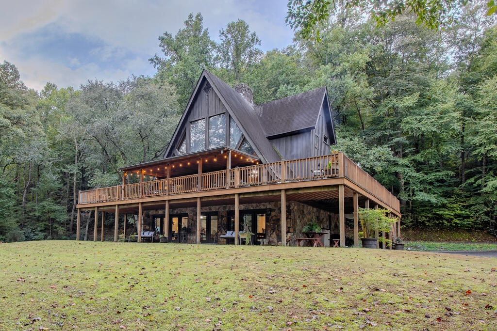 525 Riverside Drive — photo