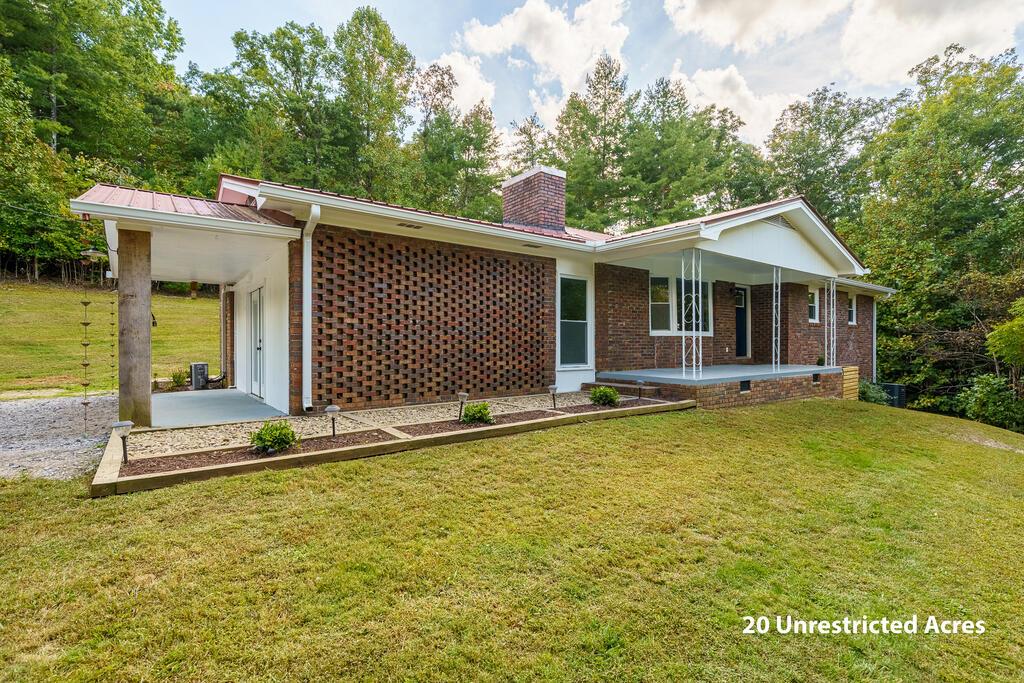 5221 Fires Creek Road — photo