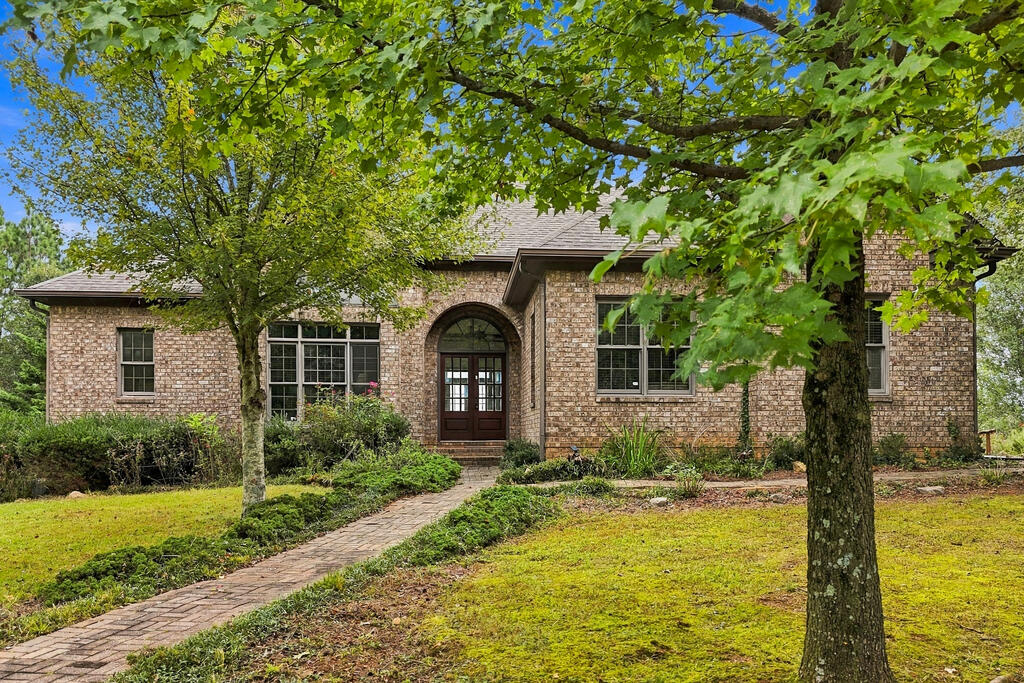 100 Fox Paw Leaf Court — photo