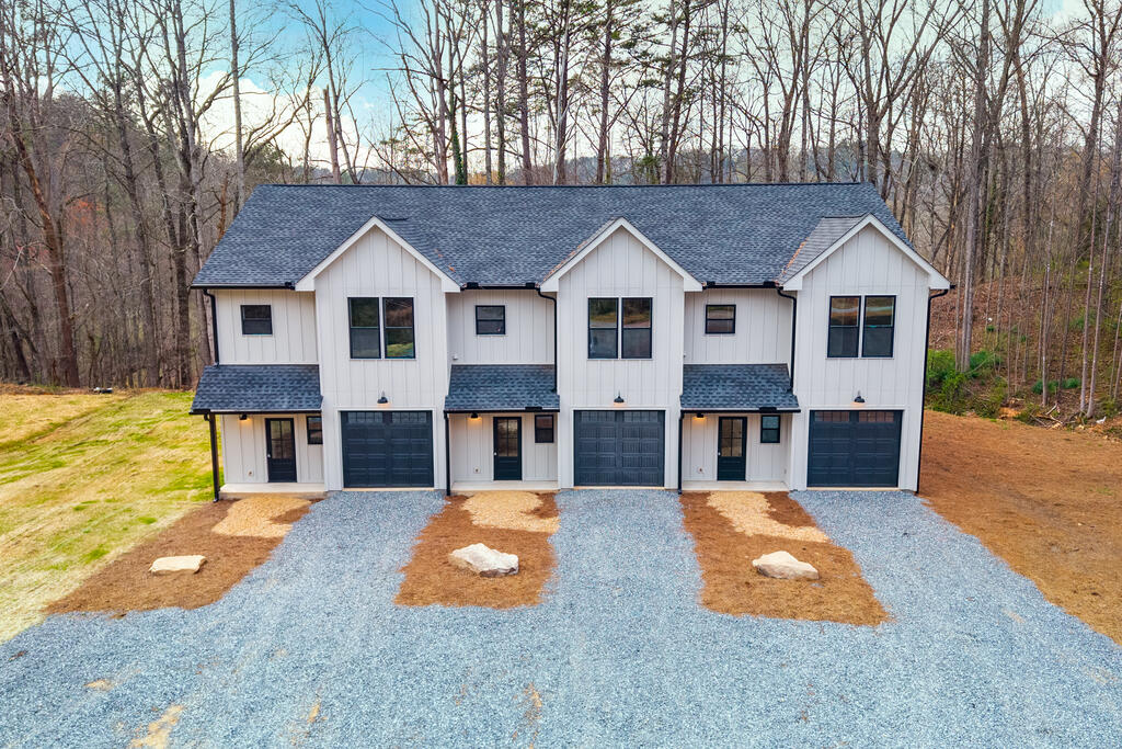 200 Back Pine Way — photo