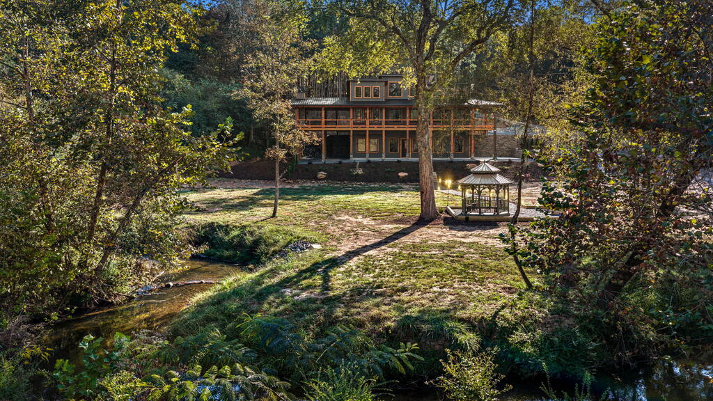 580 Windy Valley Lane — photo