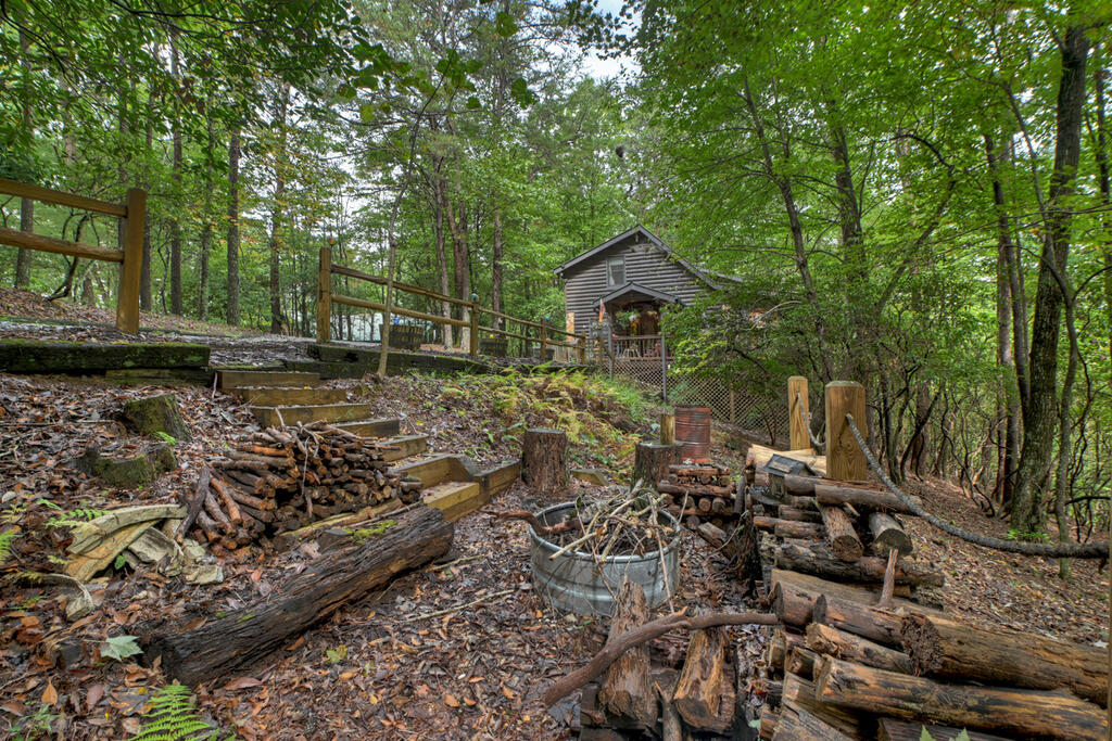 70 Ridgeview, Blue Ridge, GA 30513 — photo 2