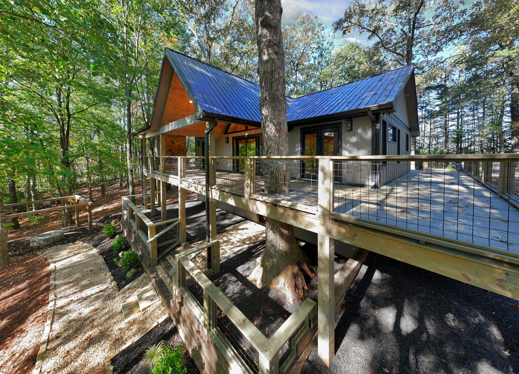 81 Silver Oaks Court — photo