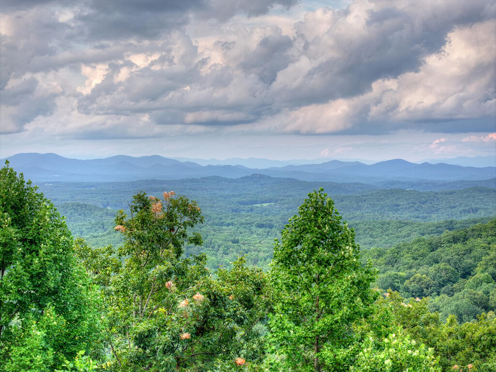 190 Jordan Drive, Blue Ridge, GA 30513 | Realty.com