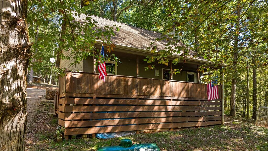 235 Chadwick Rd — photo