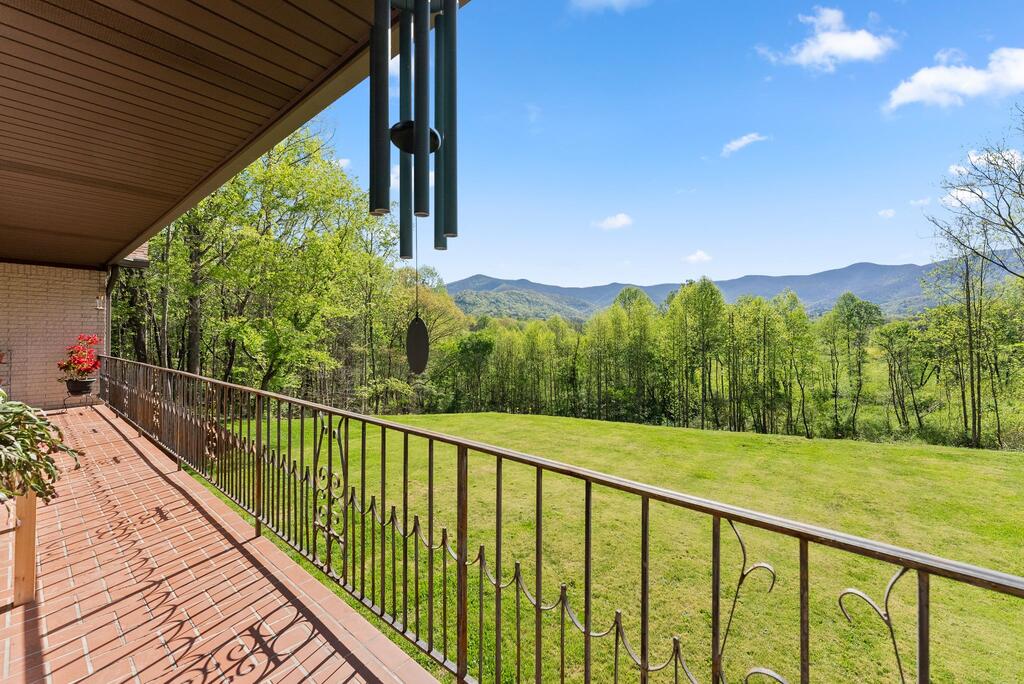 153 Trackrock Gap Road — photo