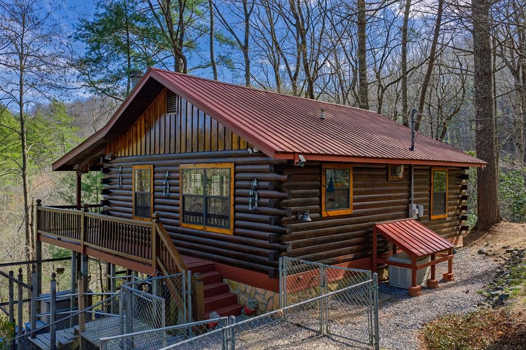 216 Pig Trail — photo
