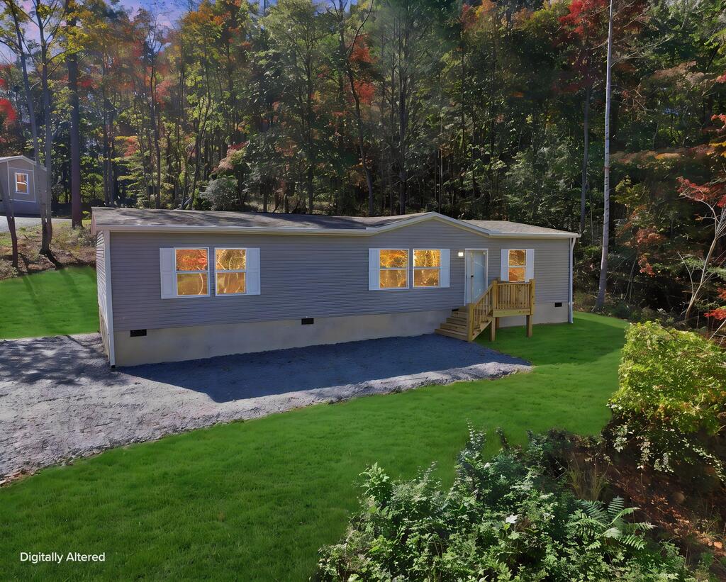 313 Loganberry Lane — photo