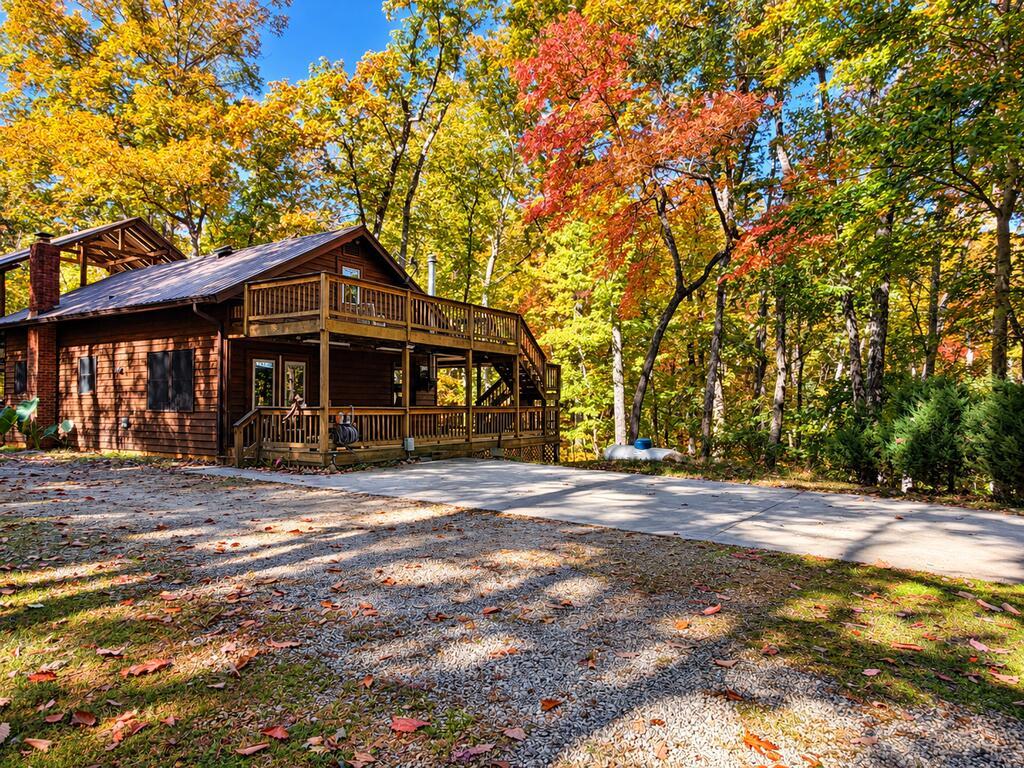 745 Poverty Hill Road — photo