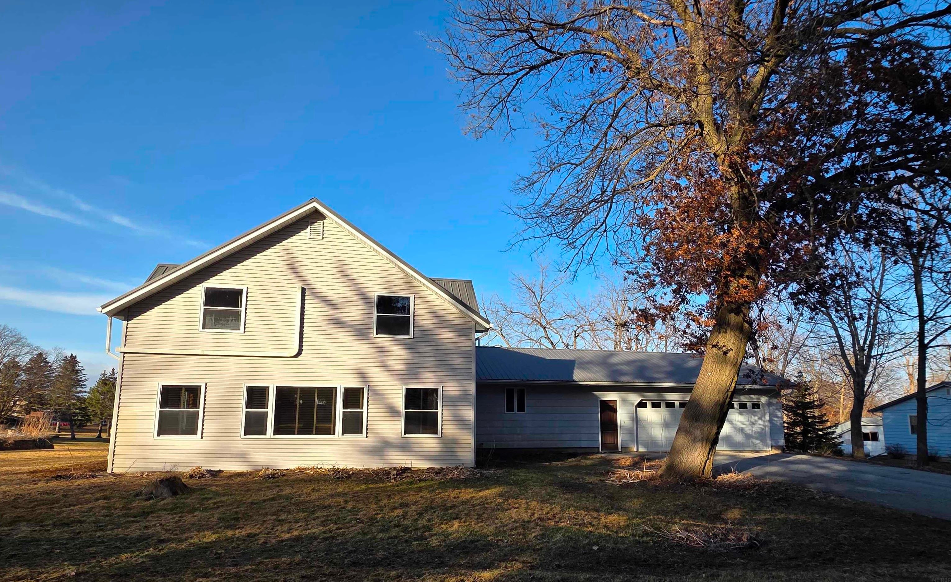 111 Pine Street — photo