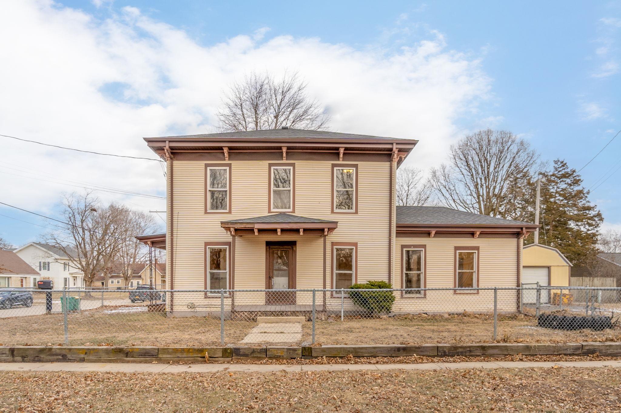 513 SW 4th Street — photo