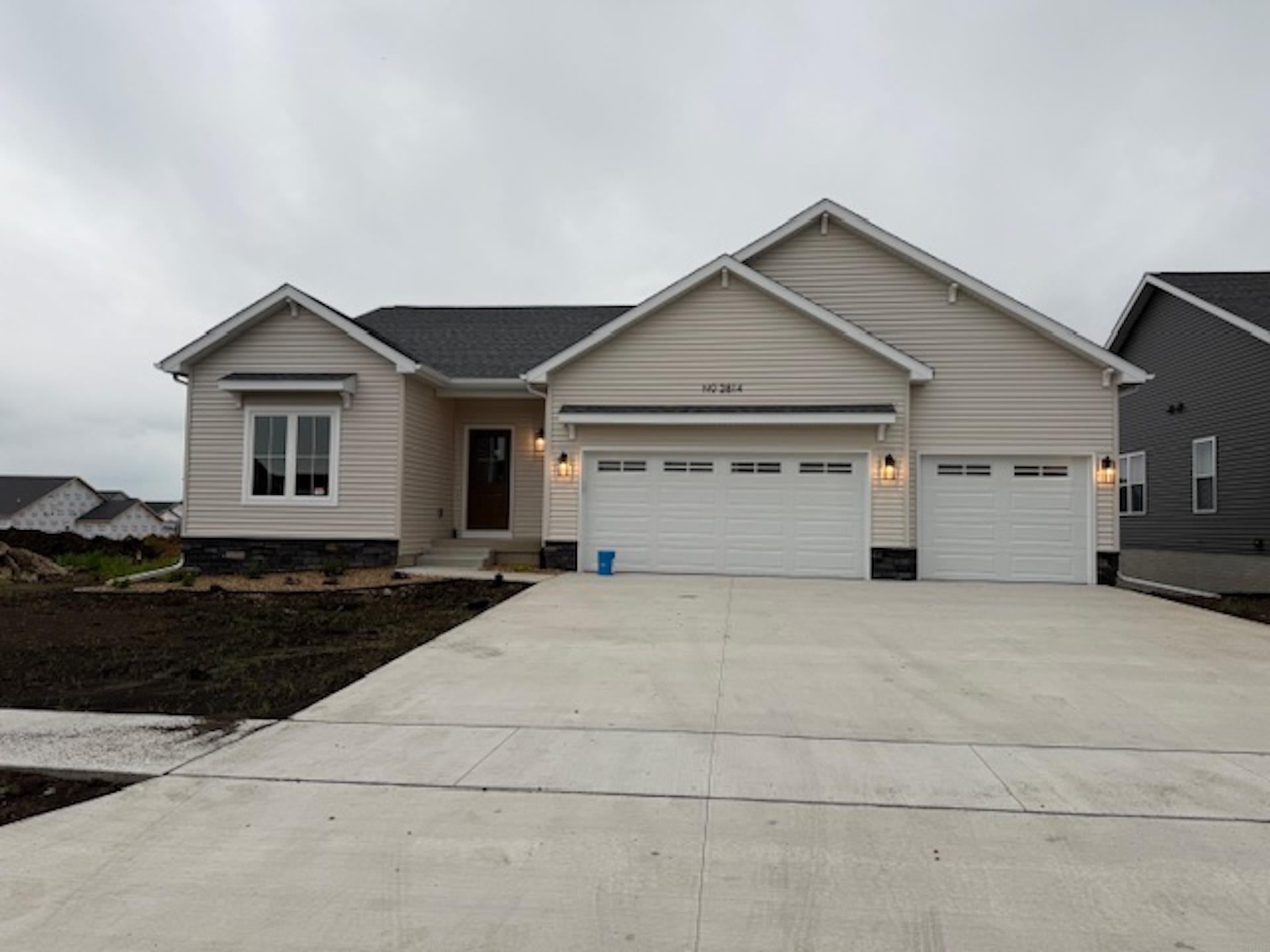 2814 Autumn Woods Drive — photo