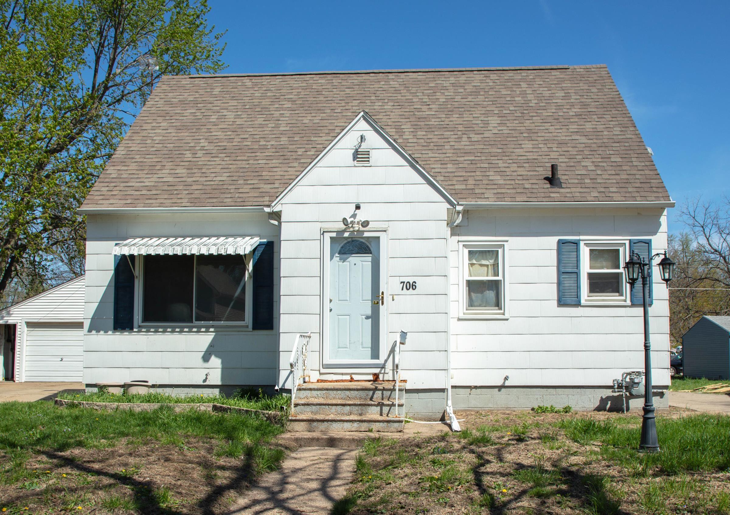 706 Kern — photo