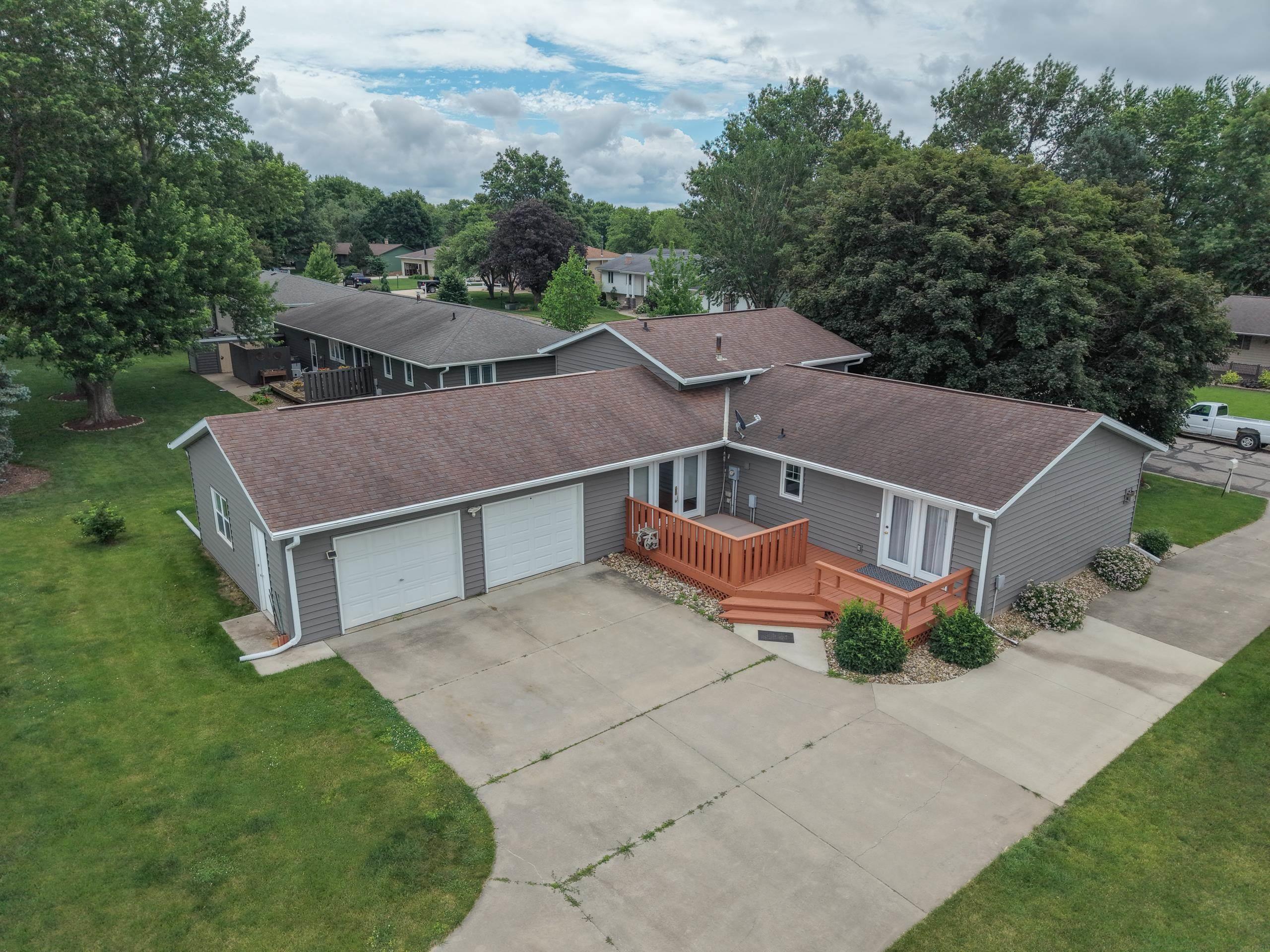 1509 Cantebury Circle — photo