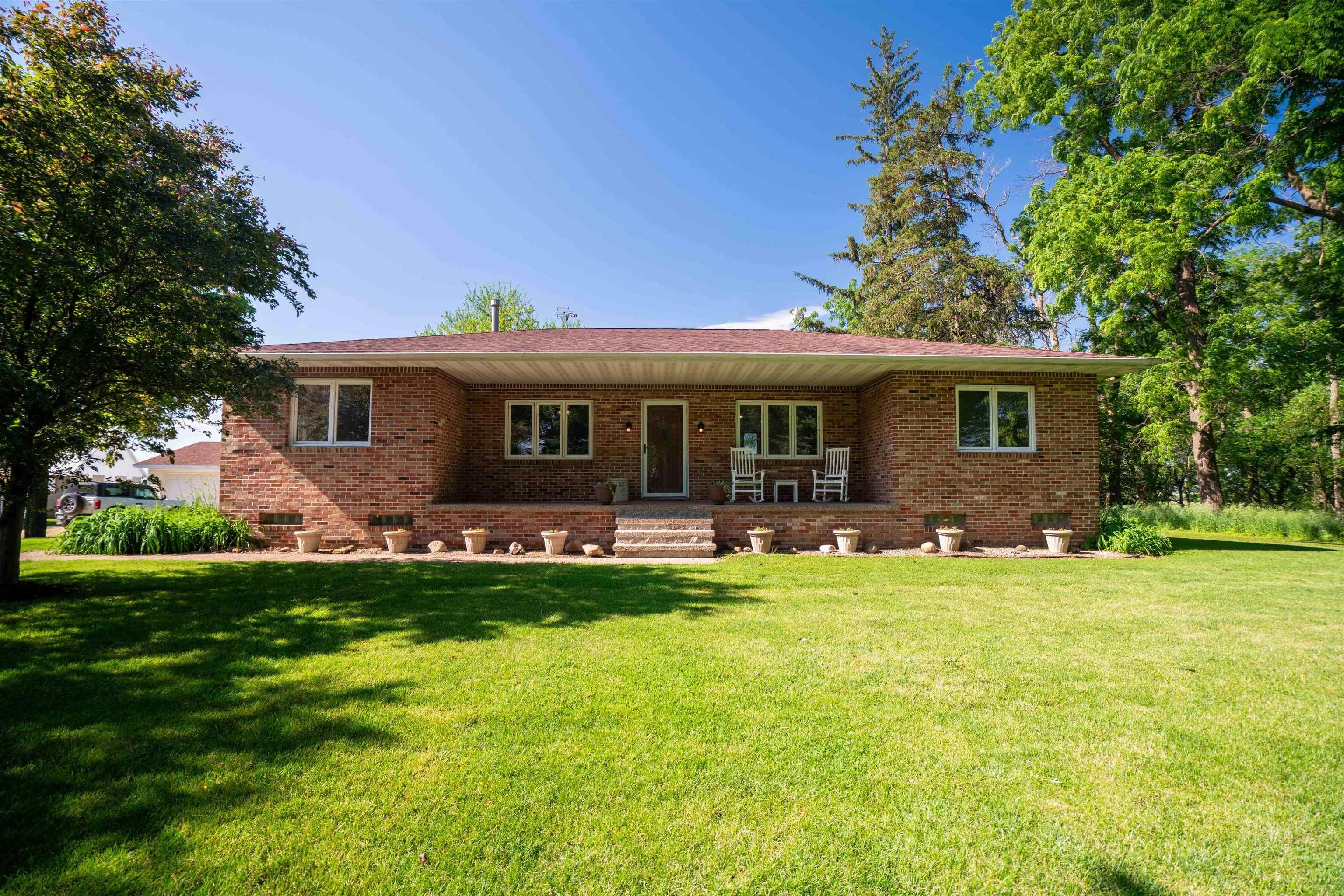 1229 W Mt. Vernon Road — photo