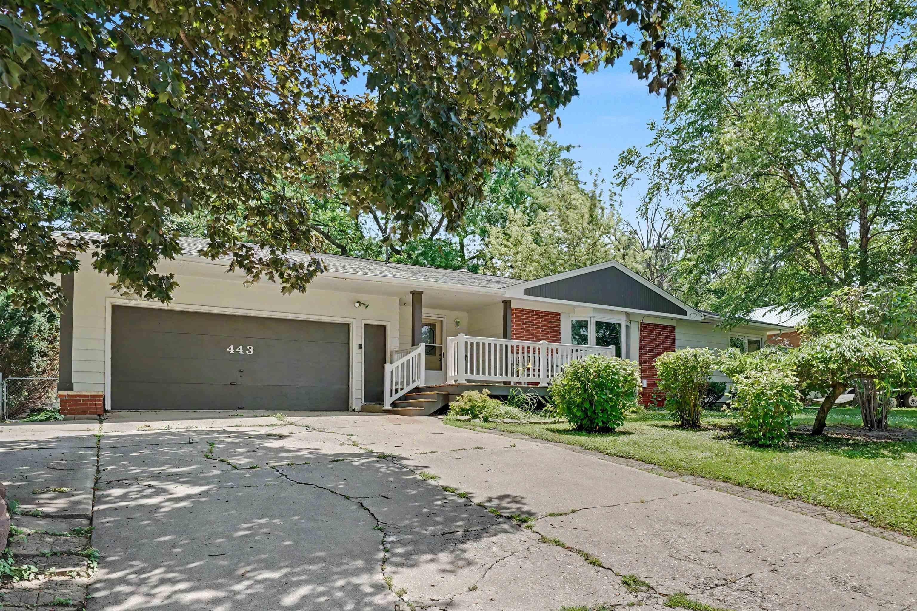 443 S Hackett Road — photo