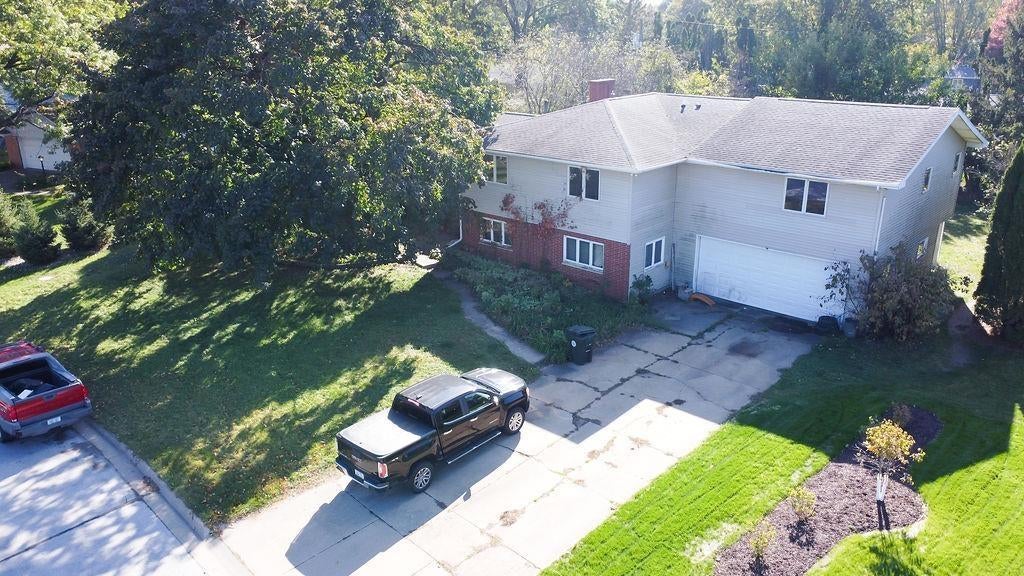 1037 Rachael Street — photo