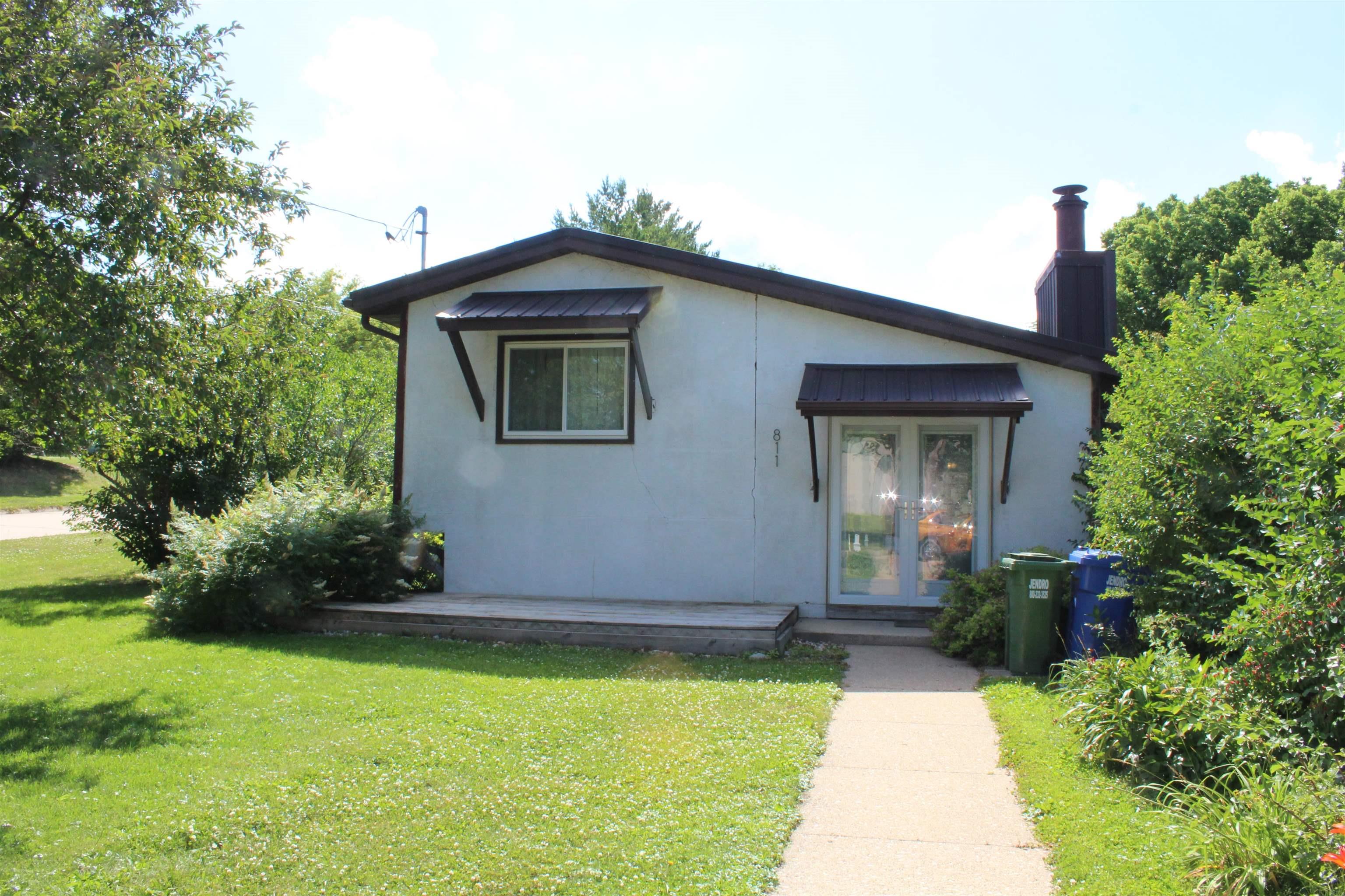 811 Beck Street — photo