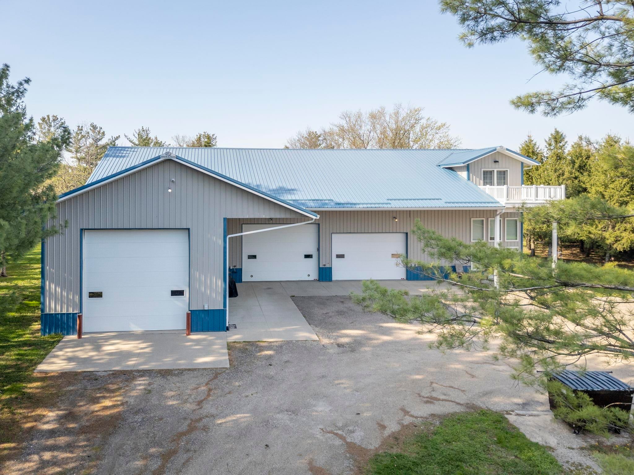 7603 N Raymond Road — photo